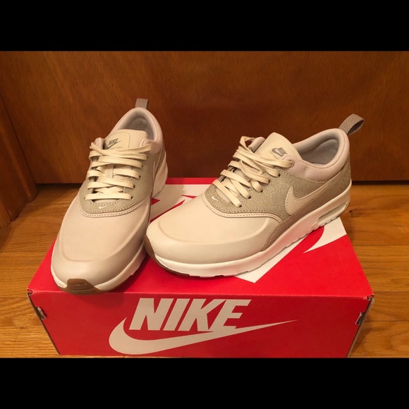 Nike Air Max Thea - Picture 1 of 1